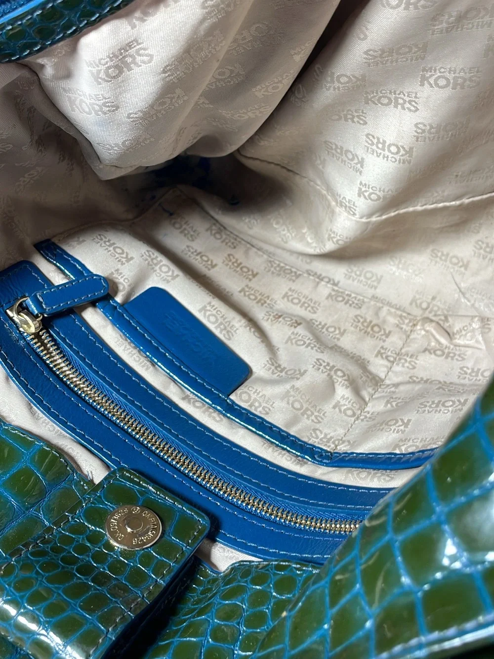 Michael Kors Green Croc-Embossed Patent Leather Shoulder Bag - Unbranded
